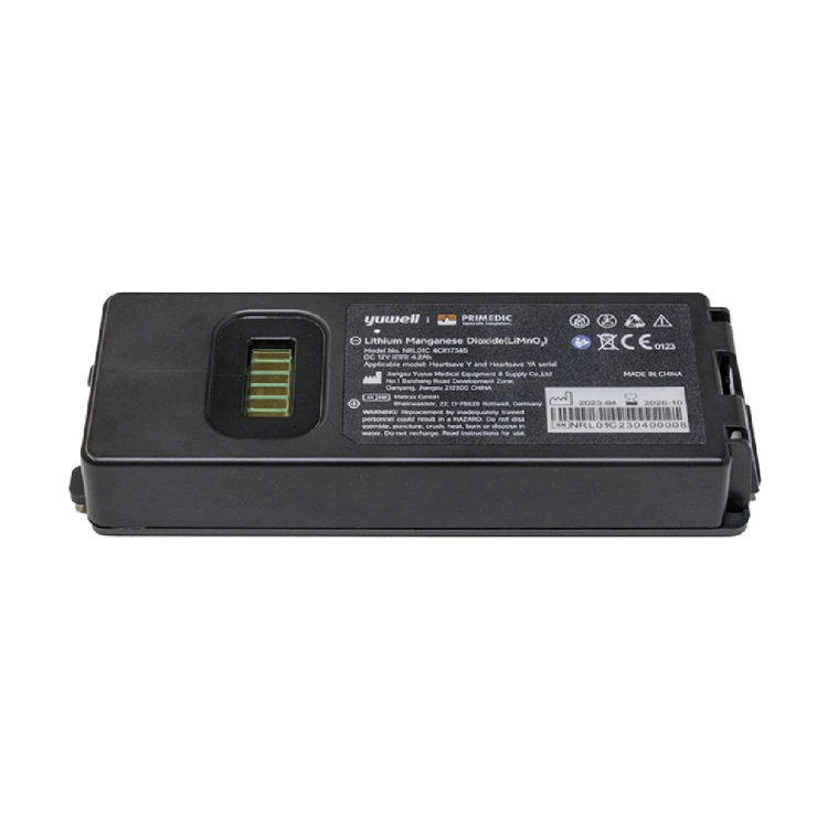 Primedic_AED_HeartSave_Y_YA_bateria.jpg